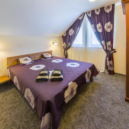 Gallery Of Mountains Holiday Home Yasinia Rom bilde
