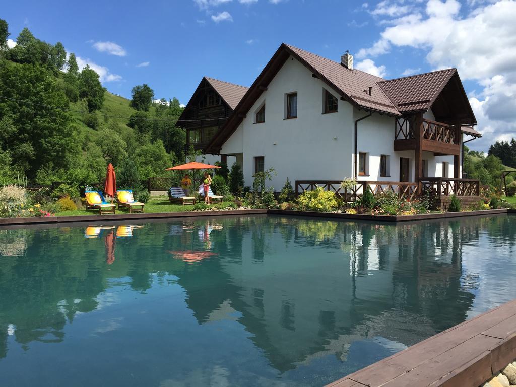 Gallery Of Mountains Holiday Home Yasinia Eksteriør bilde