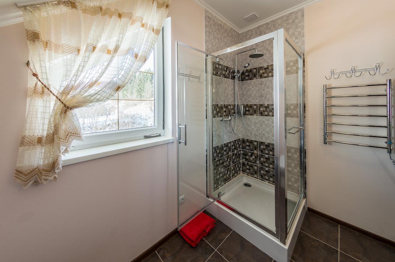 Gallery Of Mountains Holiday Home Yasinia Rom bilde