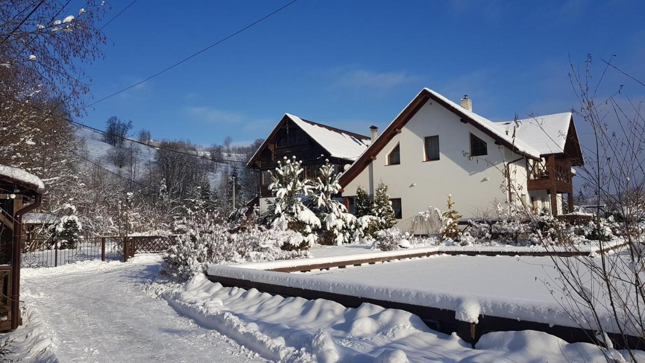 Gallery Of Mountains Holiday Home Yasinia Eksteriør bilde